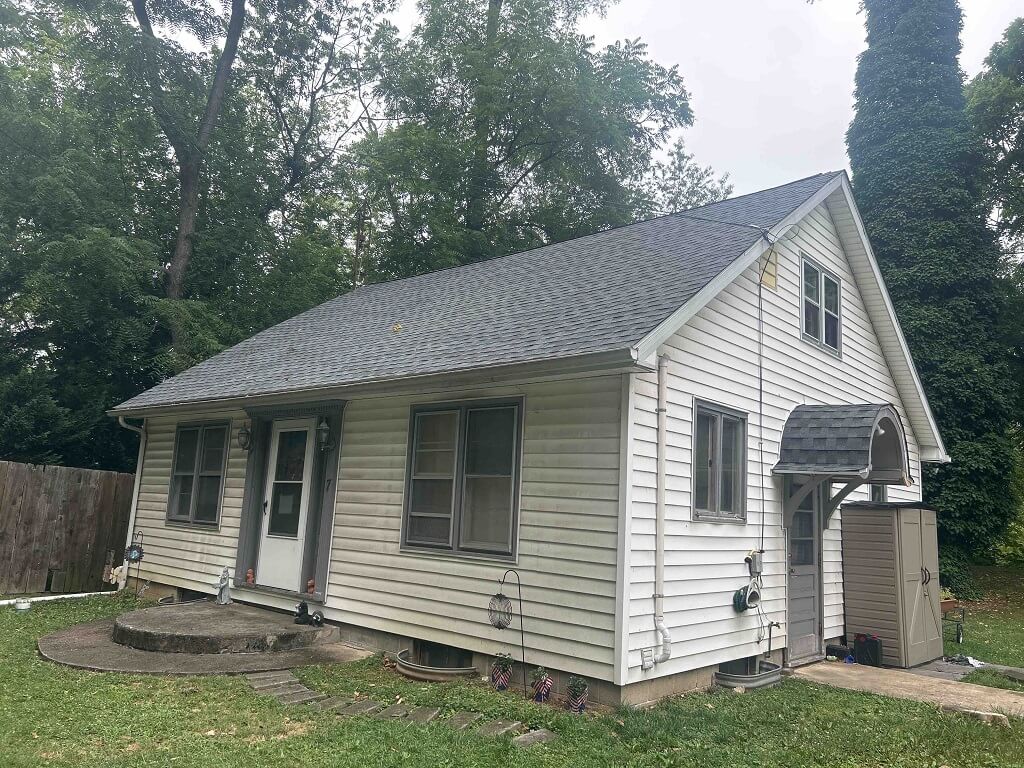 Asphalt Shingle Roof